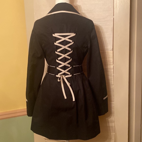 BETSY JOHNSON CORSET BACK TRENCH COAT - Picture 2 of 13